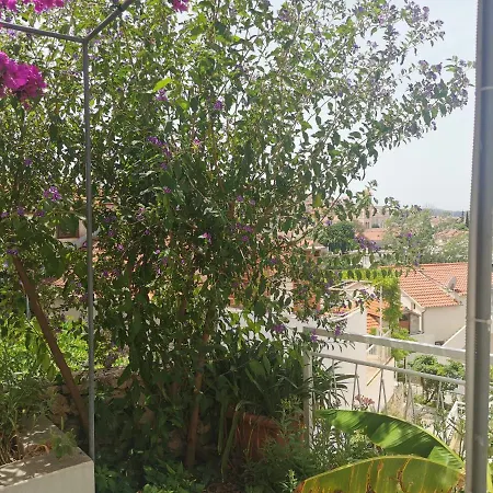 Apartman Tudor Kuzma * Hvar Town